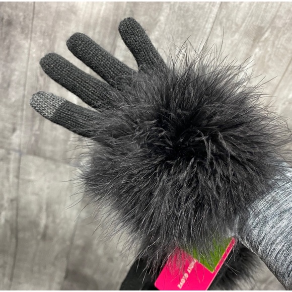 NWT Kate Spade Pom Pom Tech Friendly Gloves - Picture 2 of 8